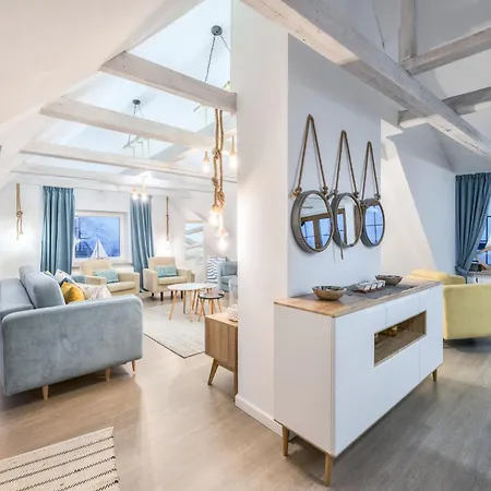 Orlowo Beachfront And Seaview By Northside Apartment Gdynia